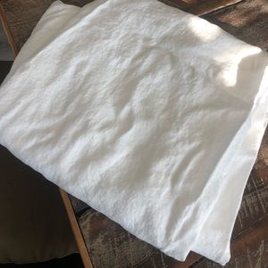 H&M White tablecloth